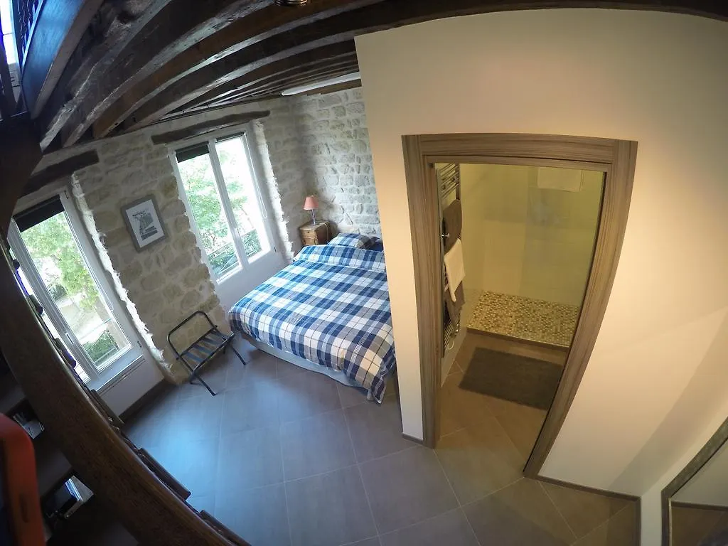 Daire Duplex Republique Canal Saint Martin